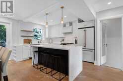 124 DONLEA DRIVE | Toronto Ontario | Slide Image Eight