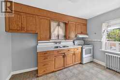 1 WARLAND AVENUE | Toronto Ontario | Slide Image Thirteen