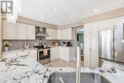 89 SOVEREIGN'S GATE | Barrie Ontario | Slide Image Eighteen