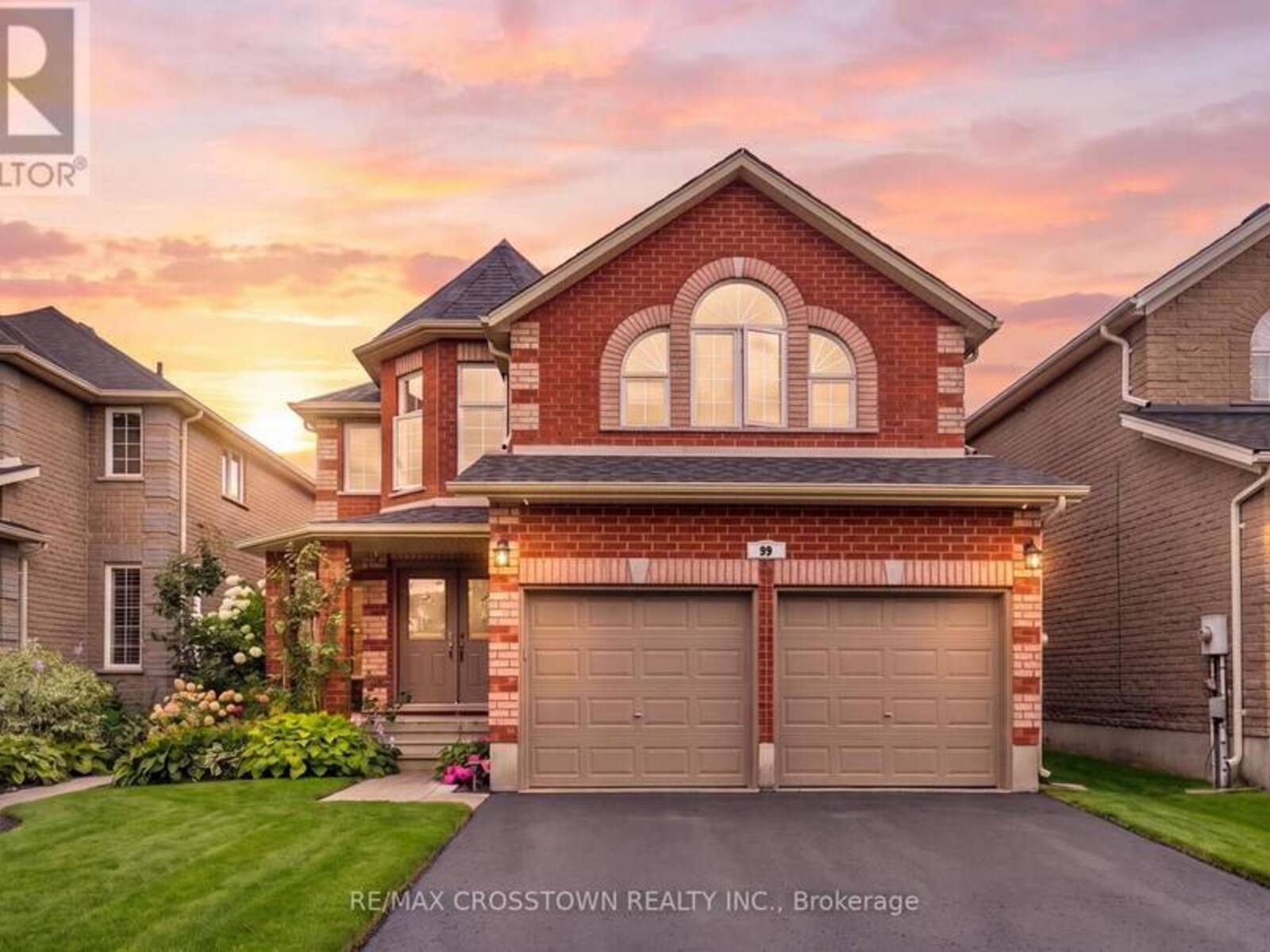 89 SOVEREIGN'S GATE, Barrie, Ontario L4N 0Y9
