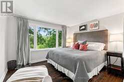 372 TRAFALGAR ROAD | Oakville Ontario | Slide Image Nine