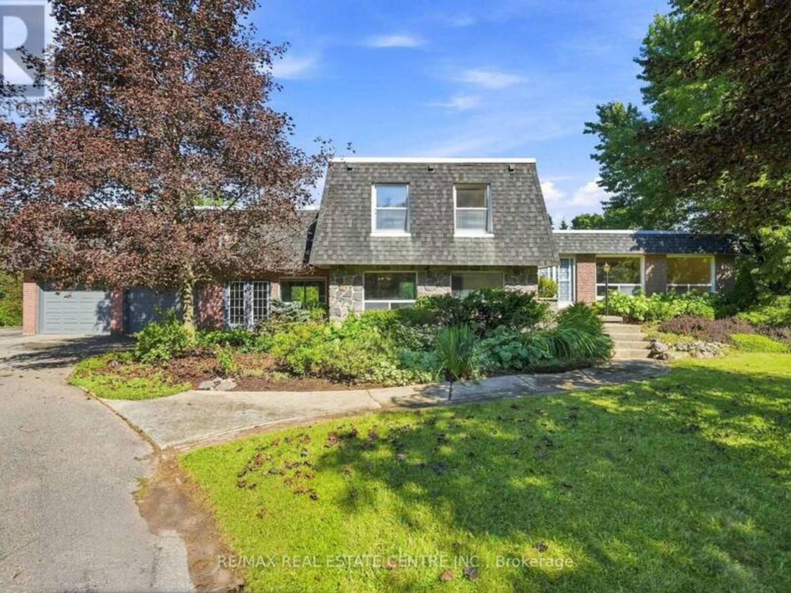 26 MAPLEWOOD DRIVE, Amaranth, Ontario L9V 3N6