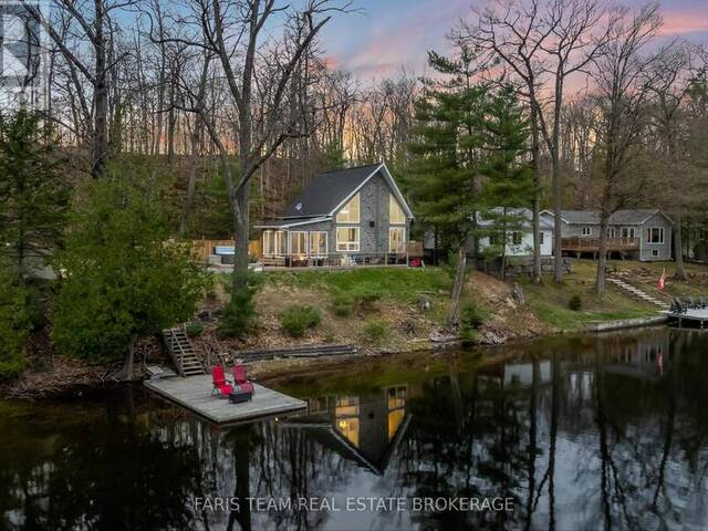 1036 BEVERLEY LANE Minden Hills Ontario, K0M 2L1 - 4 Bedrooms Waterfront Home For sale