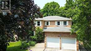 48 LAMBERT ROAD | Markham Ontario | Slide Image Four