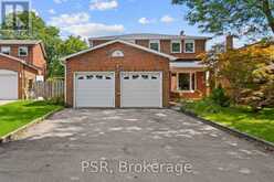 6 LIPPINCOTT COURT | Richmond Hill Ontario | Slide Image One
