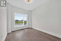 4 FURON STREET | Richmond Hill Ontario | Slide Image Nine