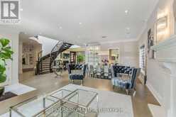 102 OXFORD STREET | Richmond Hill Ontario | Slide Image Twelve