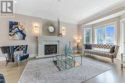 102 OXFORD STREET | Richmond Hill Ontario | Slide Image Thirteen