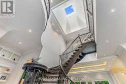 102 OXFORD STREET | Richmond Hill Ontario | Slide Image Twenty