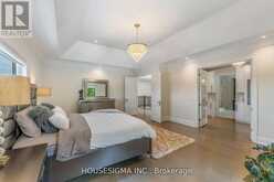 102 OXFORD STREET | Richmond Hill Ontario | Slide Image Twenty-two