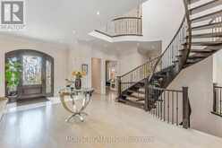 102 OXFORD STREET | Richmond Hill Ontario | Slide Image Six
