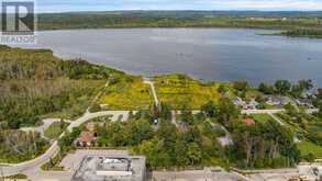 9 LITTLE LAKE DRIVE | Barrie Ontario | Slide Image Two