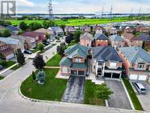 3463 CRIMSON KING CIRCLE | Mississauga Ontario | Slide Image Forty-nine