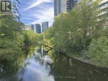 TH1 - 2212 LAKE SHORE BOULEVARD W | Toronto Ontario | Slide Image Three