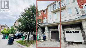 8 RABBIT RUN WAY | Brampton Ontario | Slide Image Two