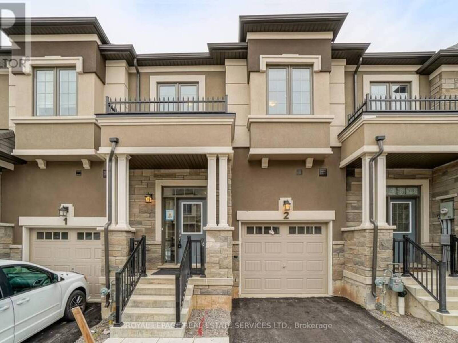 2 - 515 GARNER ROAD W, Ancaster, Ontario L9G 3K9