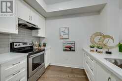 393 GRANTHAM COMMON | Oakville Ontario | Slide Image Ten