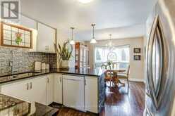 4 EDGEWATER DRIVE | Hamilton Ontario | Slide Image Nine