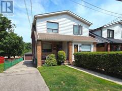 213 BLANTYRE AVENUE Toronto Ontario, M1N 2R7