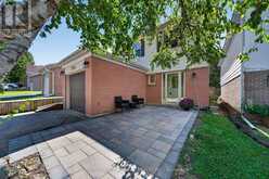770 PAM CRESCENT | Newmarket Ontario | Slide Image Two