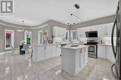 735 FOXCROFT BOULEVARD | Newmarket Ontario | Slide Image Thirteen