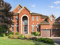 735 FOXCROFT BOULEVARD Newmarket Ontario, L3X 1N1