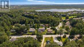 4 DOWNER CRESCENT | Wasaga Beach Ontario | Slide Image Thirty-two