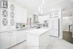 46 SNOWY MEADOW AVENUE | Richmond Hill Ontario | Slide Image Seven