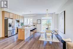 50 COLLIER CRESCENT | Markham Ontario | Slide Image Thirteen