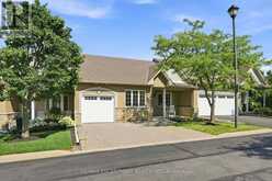 41 - 212 STONEHENGE DRIVE | Hamilton Ontario | Slide Image Two