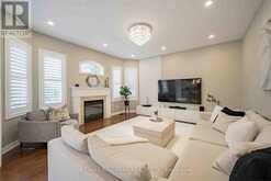 411 HOOVER PARK DRIVE | Whitchurch-Stouffville Ontario | Slide Image Eighteen