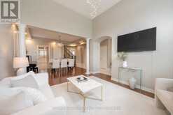 411 HOOVER PARK DRIVE | Whitchurch-Stouffville Ontario | Slide Image Five