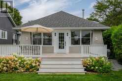 913 LAKE DRIVE N | Georgina Ontario | Slide Image Five