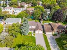 27 SIR GAWAINE PLACE | Markham Ontario | Slide Image Four