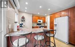 5 - 5 KINGHAM ROAD | Halton Hills Ontario | Slide Image Nine