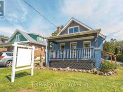 97 PARK ROAD S Oshawa Ontario, L1J 4G7