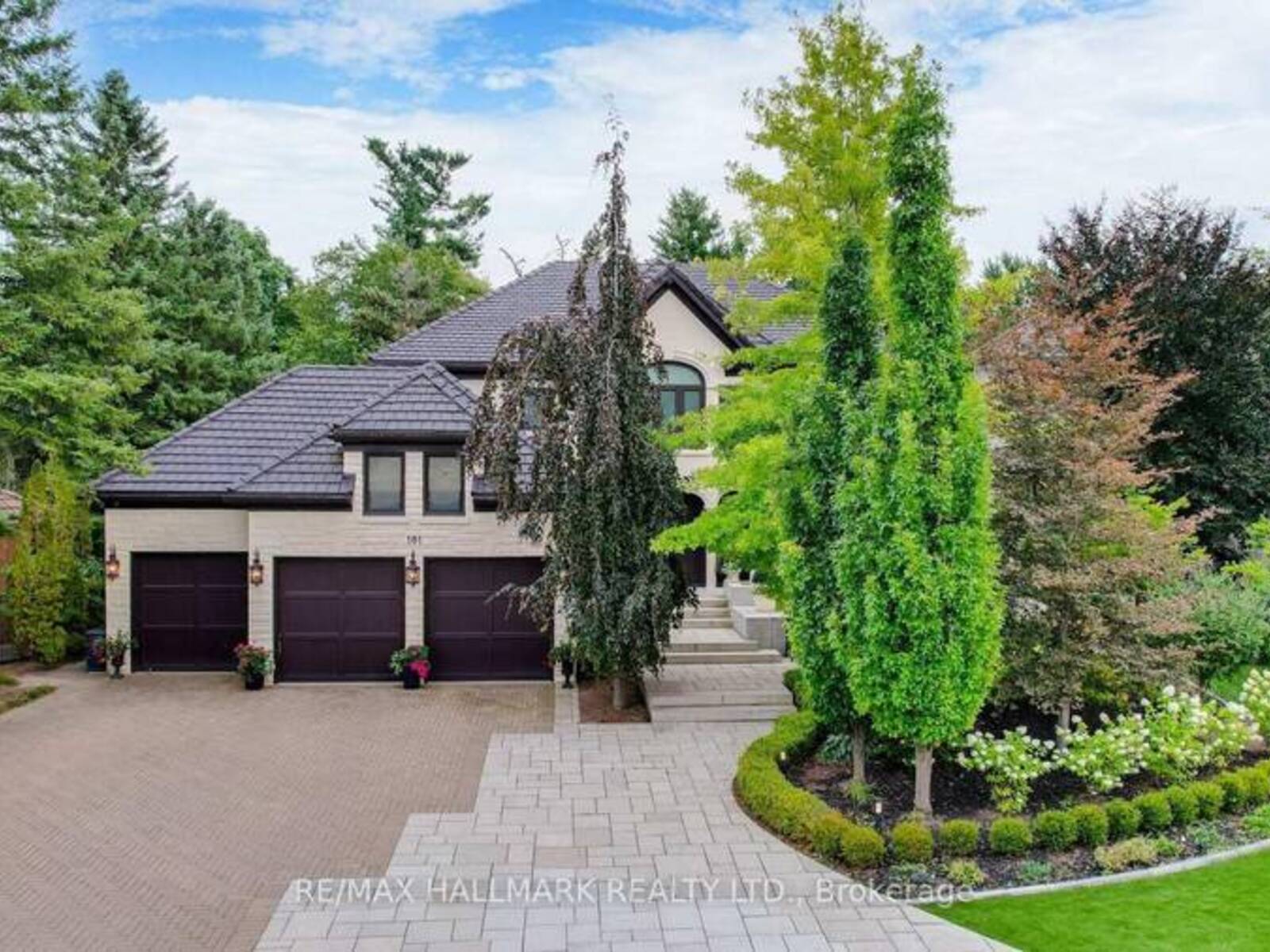 101 LONGVIEW CRESCENT, Vaughan, Ontario L4H 1A9
