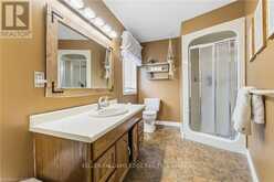 32 CLENCH AVENUE | Brantford Ontario | Slide Image Nineteen