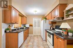 51 DAVIES CRESCENT | Barrie Ontario | Slide Image Six