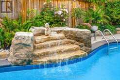 517 GENISTA DRIVE | Burlington Ontario | Slide Image Ten