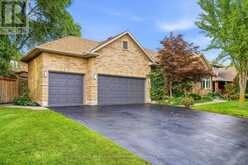 517 GENISTA DRIVE | Burlington Ontario | Slide Image Four