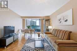 610 - 745 NEW WESTMINSTER DRIVE | Vaughan Ontario | Slide Image Twelve