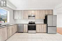 13 - 220 DISSETTE STREET | Bradford West Gwillimbury Ontario | Slide Image Six
