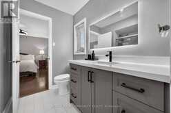 786 EXCELLER CIRCLE | Newmarket Ontario | Slide Image Thirty