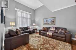 786 EXCELLER CIRCLE | Newmarket Ontario | Slide Image Eight