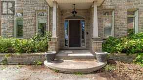 7472 ASHBURN ROAD | Whitby Ontario | Slide Image Five
