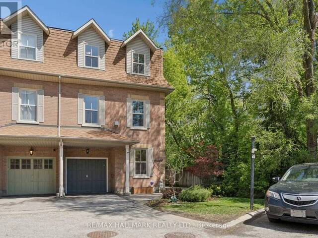 13 E J LENNOX WAY Markham Ontario, L3R 5K7 - 6 Bedrooms Condo For Sale