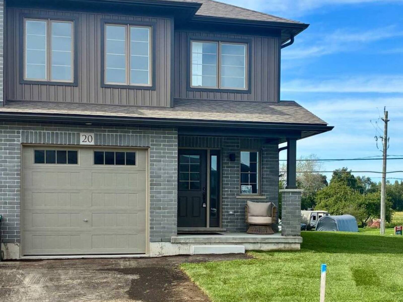 20 STRATH CRESCENT, Elmvale, Ontario L0L 1P0