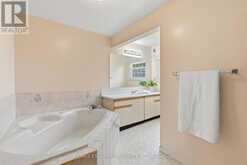 158 RUSHDALE DRIVE | Hamilton Ontario | Slide Image Thirty-two