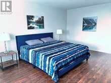 32 DAVIS STREET | Collingwood Ontario | Slide Image Twelve